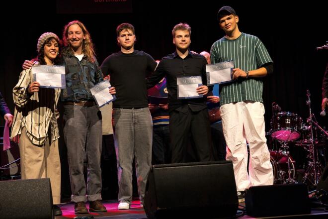 Das Bild zeigt die dritten Preisträger, das Nora Lemjimer Quartett.